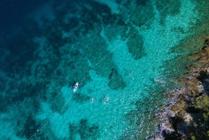 Passeio privado de lancha rápida: Lagoa Azul e 3 Ilhas a partir de Split