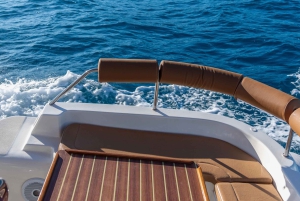 Passeio privado de lancha rápida: Lagoa Azul e 3 Ilhas a partir de Split