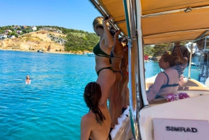 Passeio privado de lancha rápida: Lagoa Azul e 3 Ilhas a partir de Split