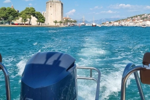 Passeio privado de lancha rápida: Lagoa Azul e 3 Ilhas a partir de Split