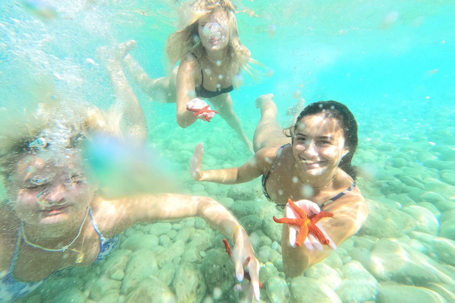 Pula:Kajak Tour-Klif springen,snorkelen&gratis GoPro foto's