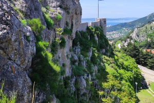 Split: Sightseeing med den blå linje til Trogir, Klis og Olivenmuseet