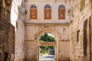 スプリット：ユダヤ遺産とディオクレティアヌス宮殿ウォーキング ツアー