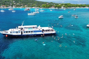 Split: wycieczka piesza po Trogirze, rejs do Błękitnej Laguny i wraku statku