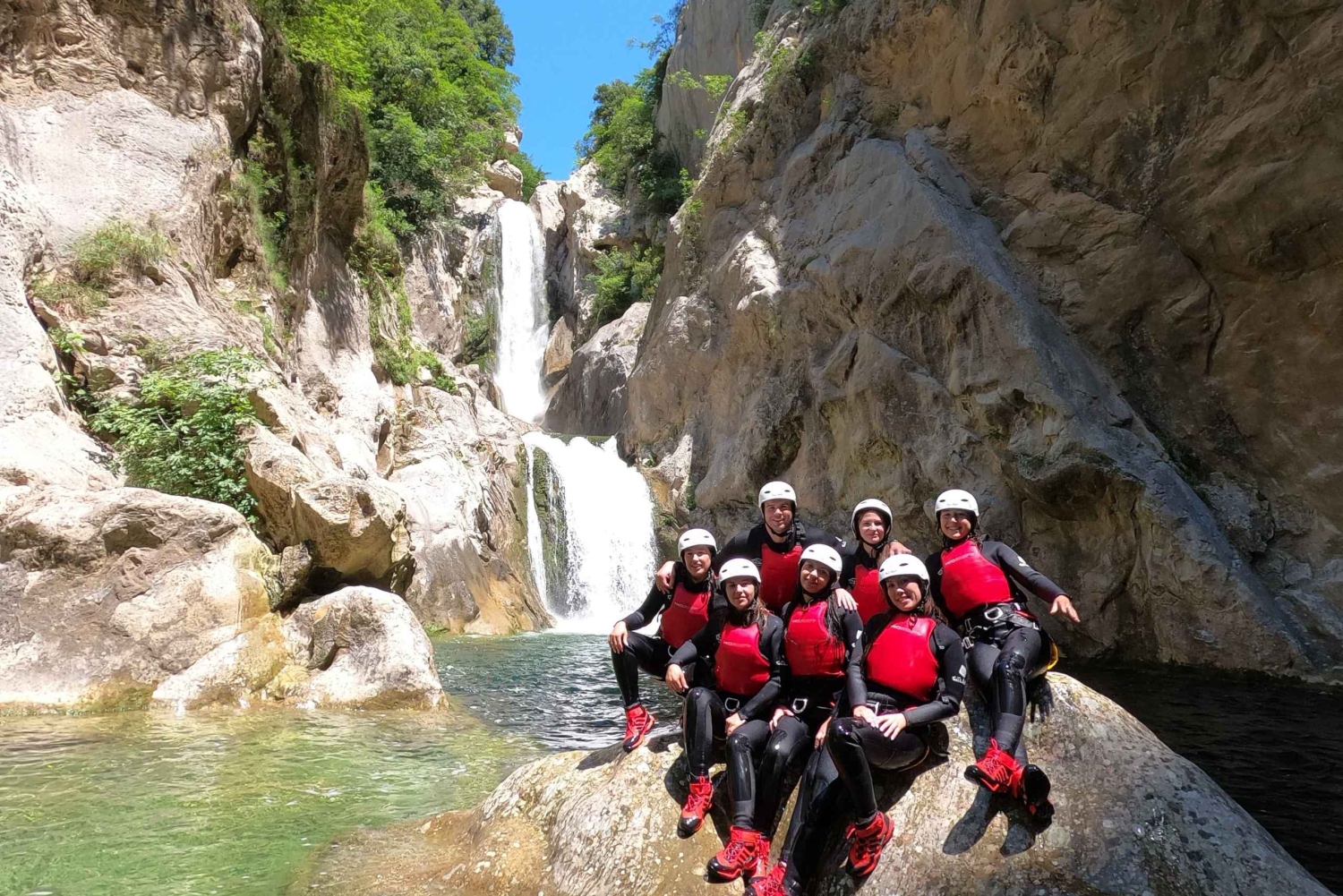 Split/Zadvarje: Canyoning i Cetina-floden med certificerede guider