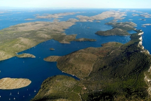 OVERRASKELSESTUR KORNATI & TELASCICA Båttur (po Polsku)