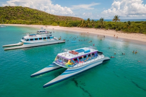 Desde Fajardo: Tour de día completo en catamarán por las Islas Culebra