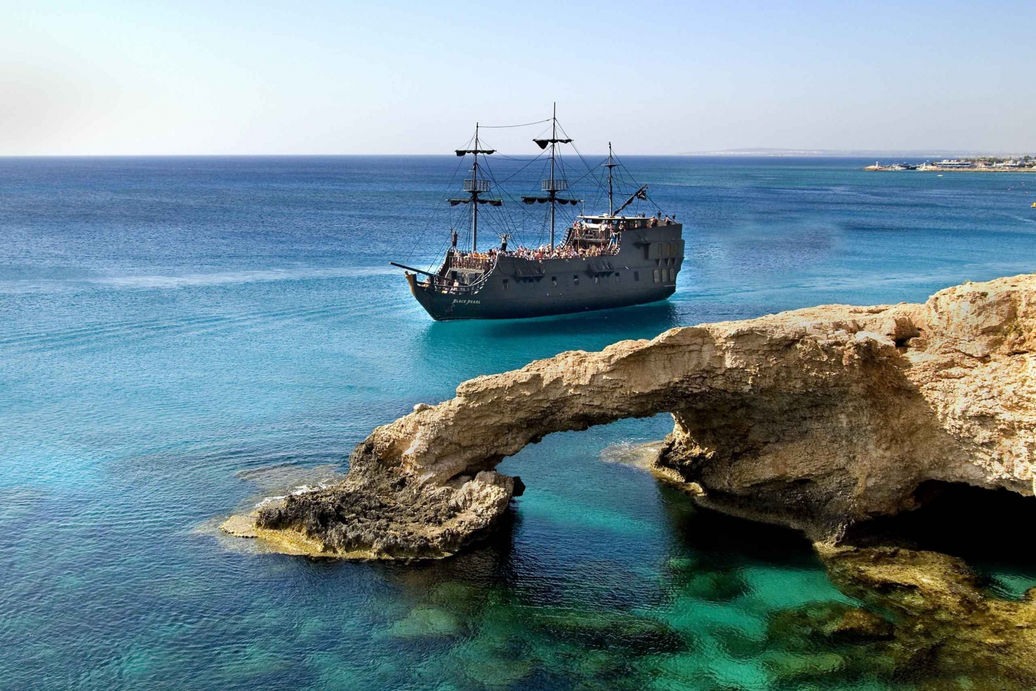 Ayia Napa: Black Pearl Pirate Boat Cruise with Cannon Show