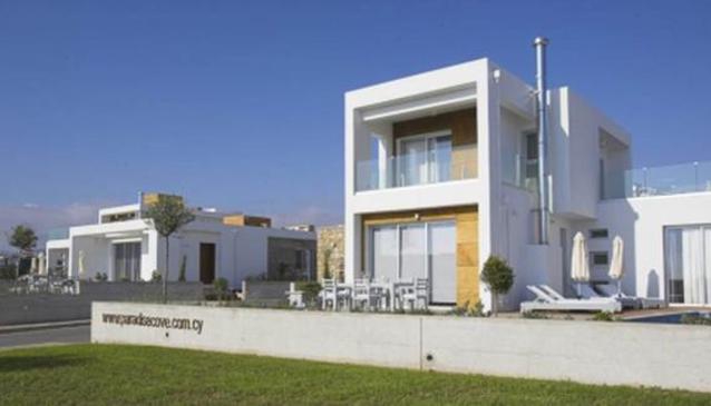 Paradise Cove Luxury Beach Villas