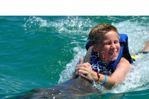 Punta Cana: Dolphin Park Entry and Swim with Dolphins