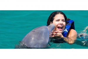 Punta Cana: Dolphin Park Entry and Swim with Dolphins