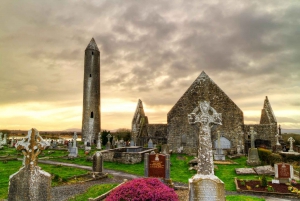 Dublin: Cliffs of Moher, Kilmacduagh Abbey & Galway Day Tour