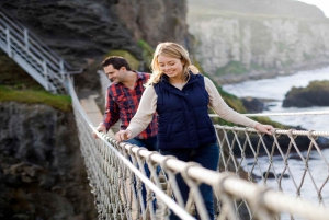 Dublin: Giant's Causeway & Belfast (Titanic or Black Taxi)