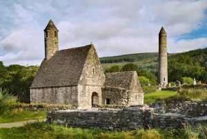 Desde Dublín: Excursión a las Montañas de Wicklow, Glendalough y Kilkenny