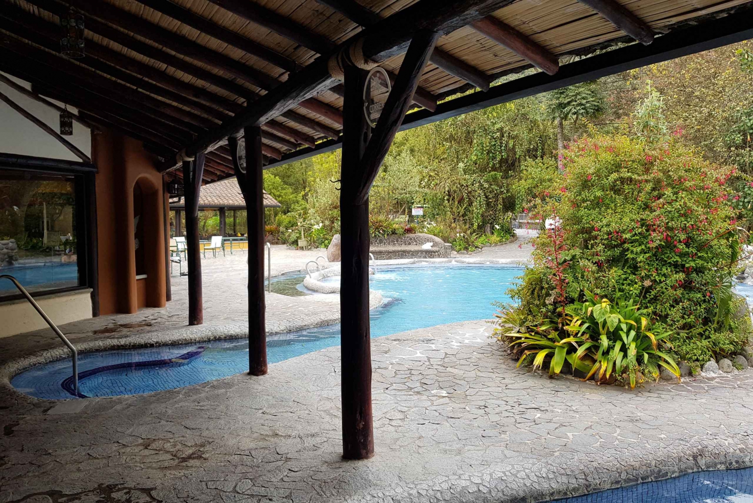 Национальный парк Котопакси и горячие источники Папаллакта