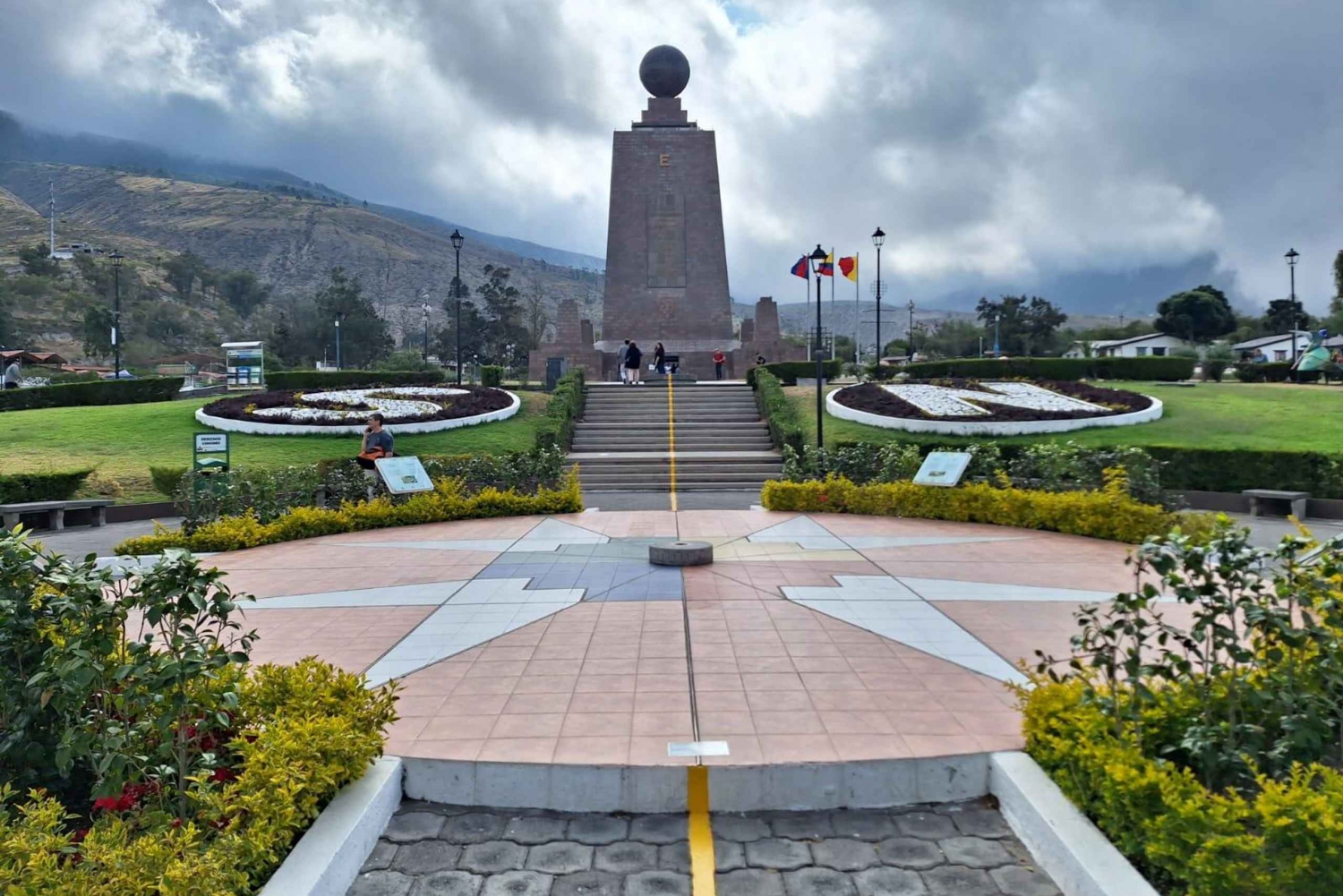 Fra Quito: Heldagstur til Mitad del Mundo og området rundt