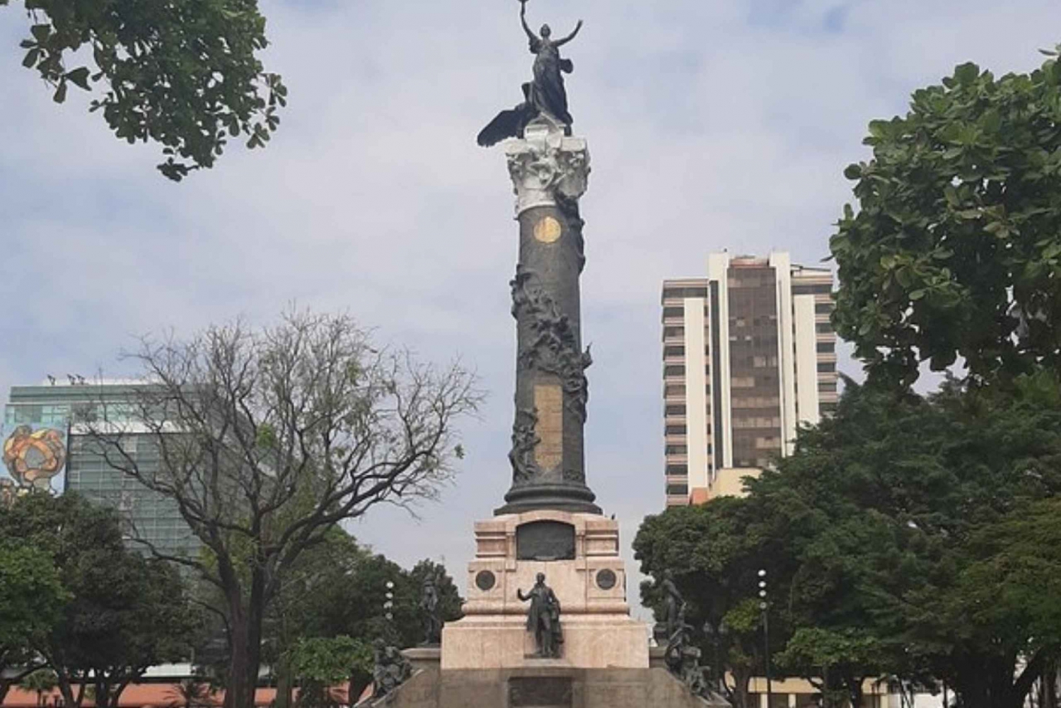 Guayaquilin kaupunkikierros, johon sisältyy Santa Anan majakka (Light House of Santa Ana)