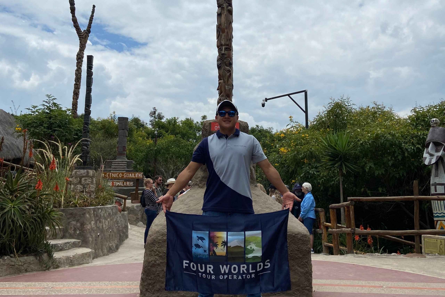 Quito: Visita alla Terra di Mezzo e al Cratere Pululahua