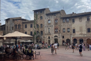 Toscana: San Gimignano og frokost og smagsprøver på en Chianti-vingård