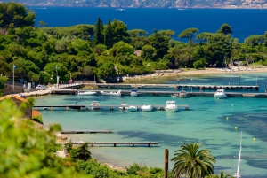 Cannes: Lerins-saarille ja Cap d'Antibesiin.