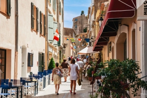 From Nice: Round-Trip Transportation to Saint Tropez by Boat