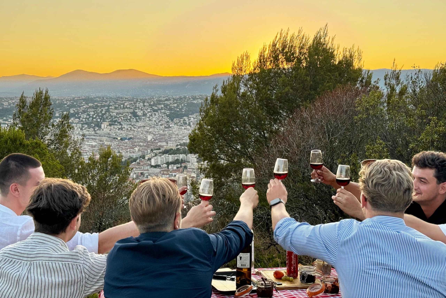 Nizza: tramonto e degustazione di vini in Defender con vista panoramica