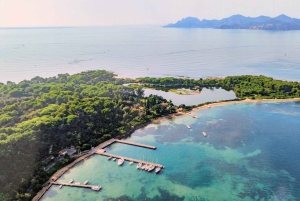 カンヌのプライベートボートからレラン諸島の夕日をご覧ください