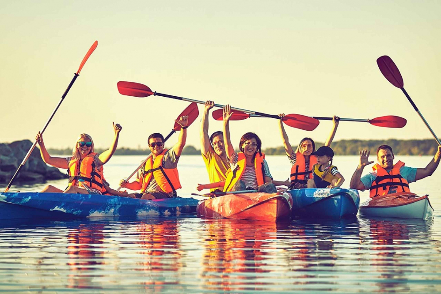 KANOTPADDLING I SEDGEFIELD VID OYSTERS EDGE, TRÄDGÅRDSVÄGEN