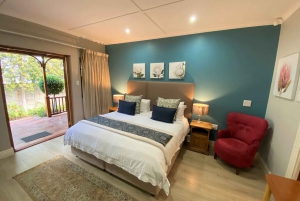 From Cape Town: South African Wildlife and Safari 2-Day Tour