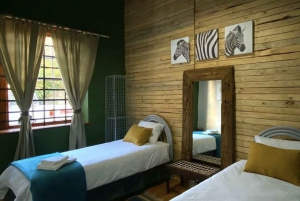 From Cape Town: South African Wildlife and Safari 2-Day Tour