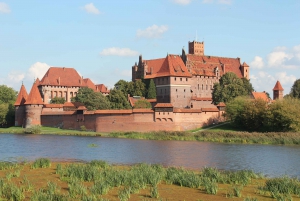 Malbork Castle: Private Tour from Gdansk, Sopot or Gdynia