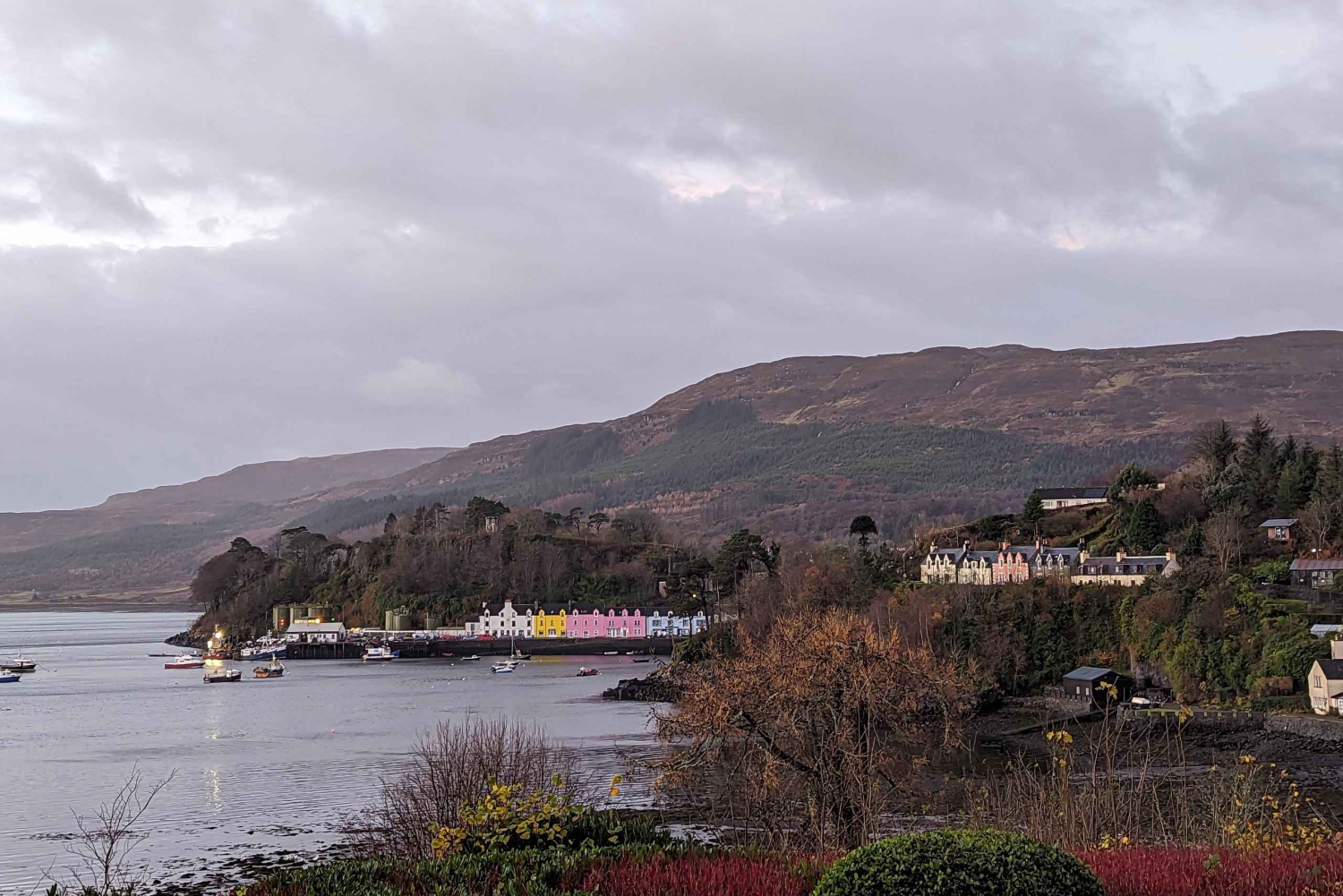 スカイ島、グレンコー、インヴァネス、ネス湖の3日間プライベートツアーをご案内いたします