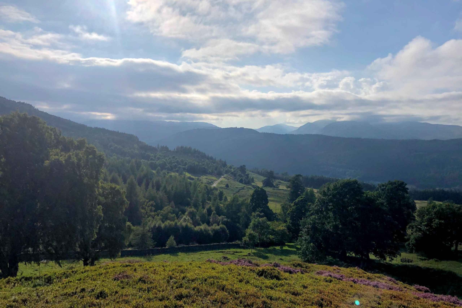 エジンバラ発ハイランドを味わうプライベートツアー