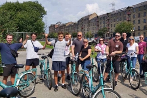 Glasgow: City, Clyde and West End Highlights Bike Tour