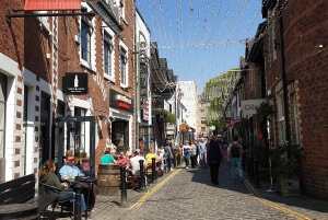 Glasgow: Walking Food Tour with Drinks