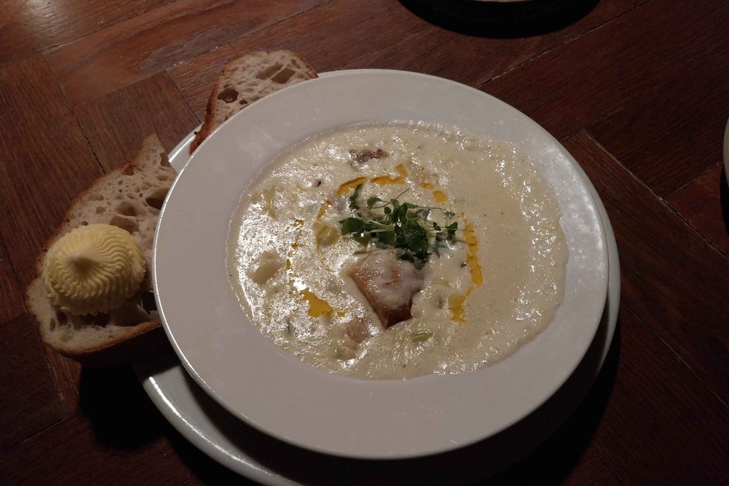 グラスゴー：ウエストエンドのグルメツアー（7品、スコッチ＆ハギス）をお楽しみください