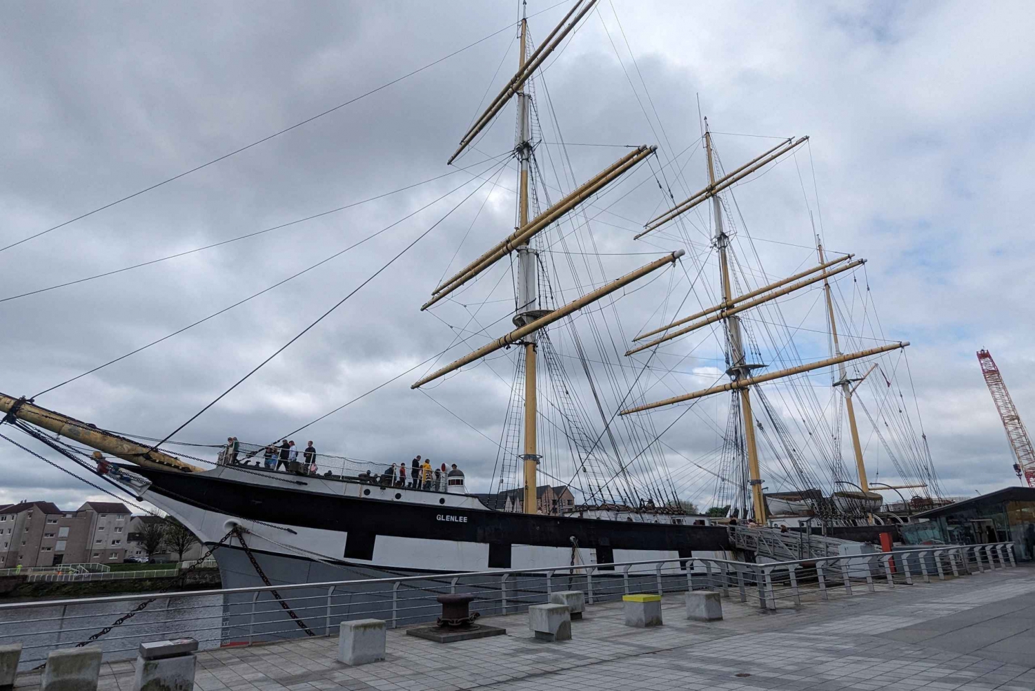 グリノック発の寄港地観光：グラスゴー、ケルピーズ、ファルカーク ホイール