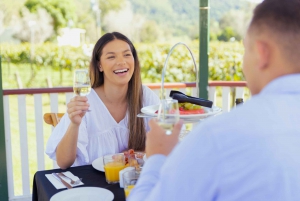 Gold Coast: Hot Air Balloon Flight and Vineyard Breakfast