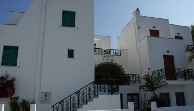 Annita's Village Hotel