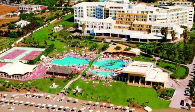 Doreta Beach Resort & Spa