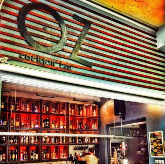 OZ Cocktail bar