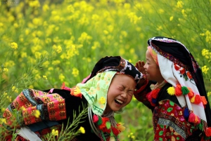 From Hanoi: 2-Day Sa Pa Ethnic Homestay Tour with Trekking