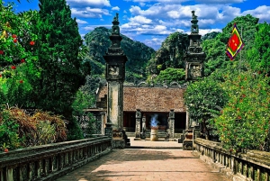 From Hanoi: Tam Coc, Hoa Lu & Mua Caves Full-Day Trip