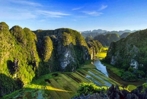 Hanoi/Ninh Binh: 1-Day Tam Coc/Trang An, Hoa Lu & Mua Caves