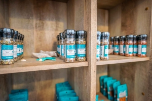 Kauai: Local Tastes Small Group Food Tour