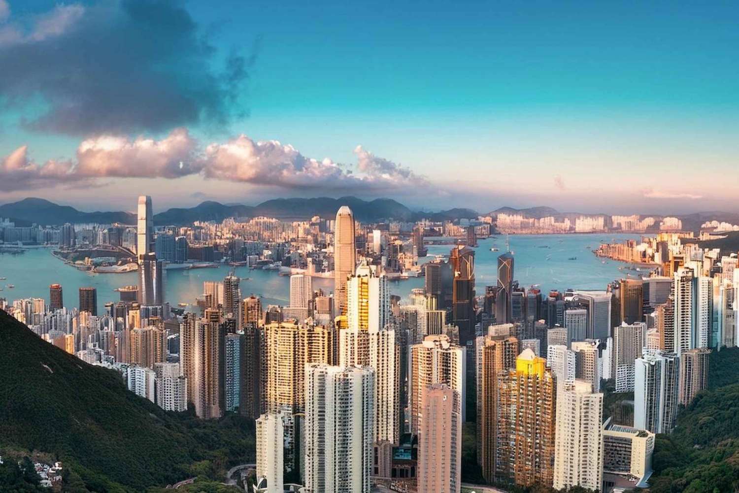 Tour deluxe della città di Hong Kong con guida in inglese