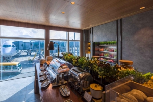 HKG Hong Kong International Airport: Premium Lounge Entry