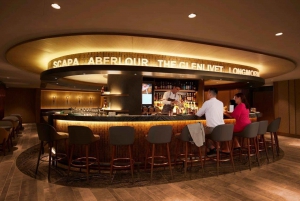 HKG Hong Kong International Airport: Premium Lounge Entry