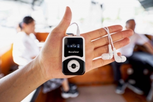 Hong Kong: Aberdeen Audio-Guided Tour and Houseboat Visit