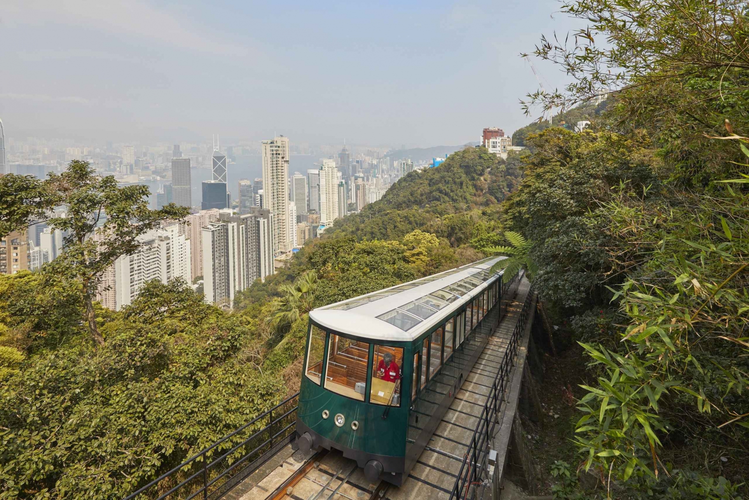 Hong Kong : Fast Track Peak Tram & Big Bus Hop-On, Hop-Off (en anglais)